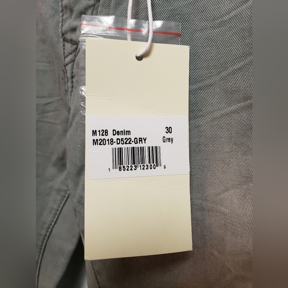 NWT - MNML 33 x 33 skinny jeans - Picture 3 of 11